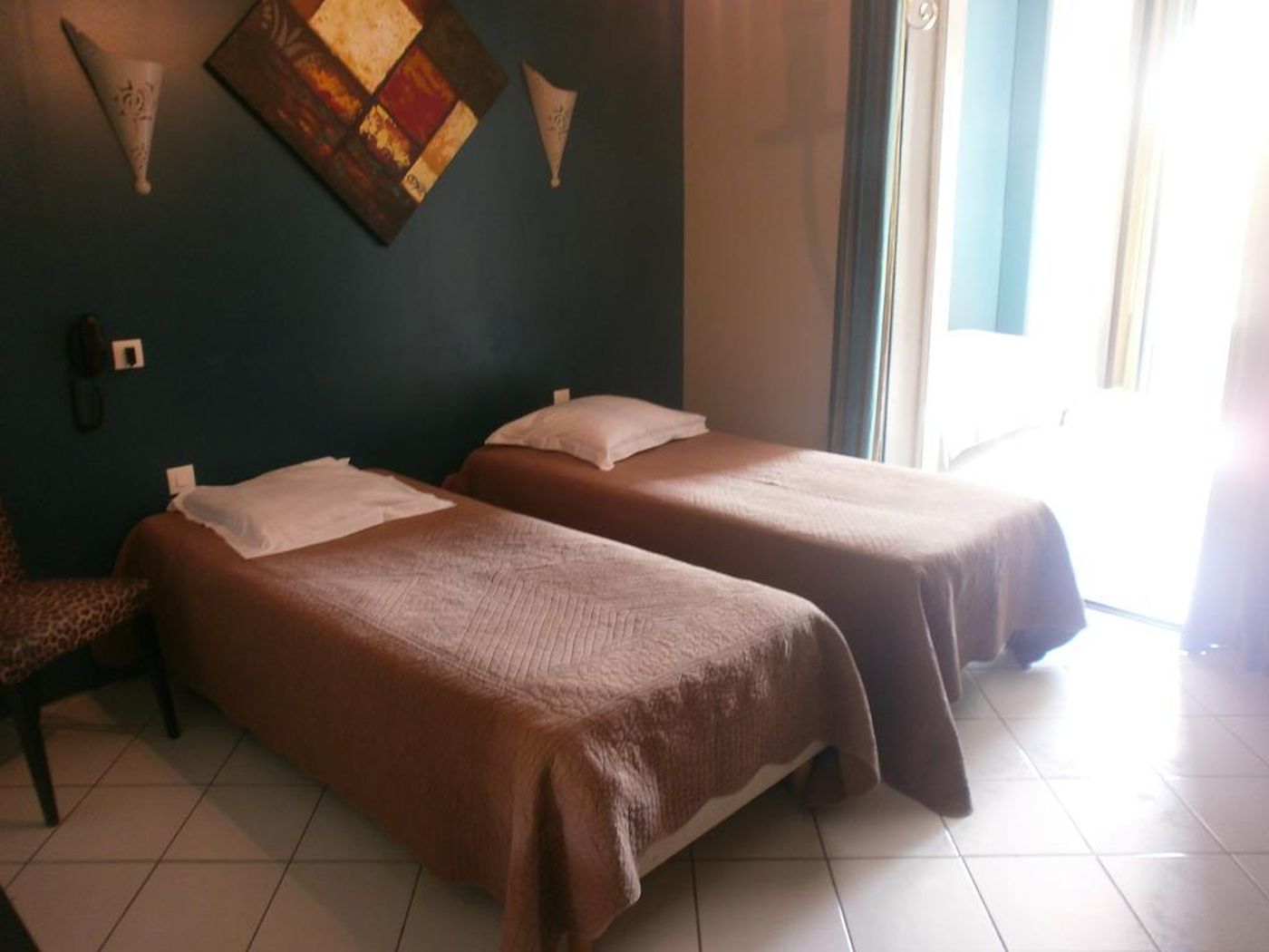 Adonis Sanary Hotel des Bains-France-SANARY SUR MER-Room-10