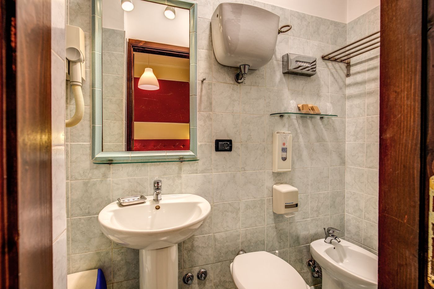 España-Italy-ROME-Room-8