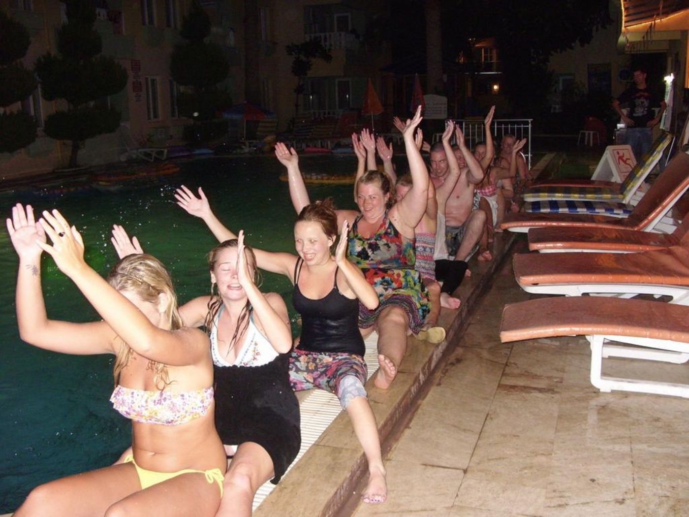 Club-Sunset-Apart-General-view-10