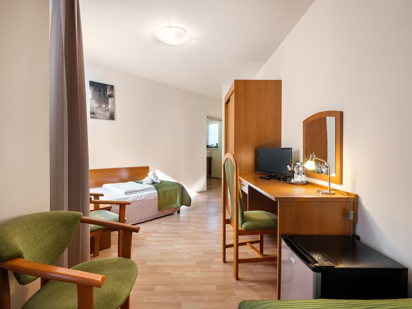 Kosmopolita-Rooms---Apartments-Room-5