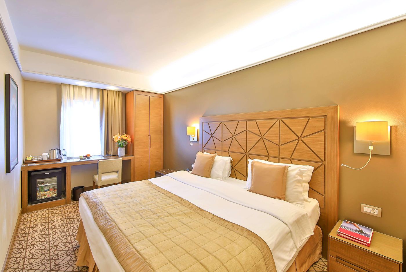 Ramada-Istanbul-Taksim-Room-3