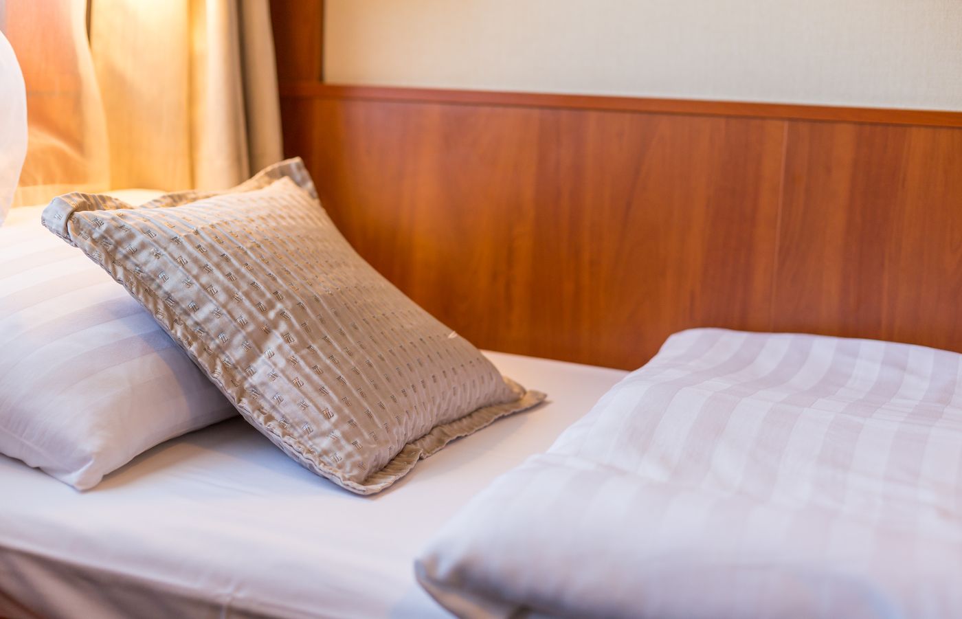 Grand-Jules-Boat-Hotel-Budapest-Room-23