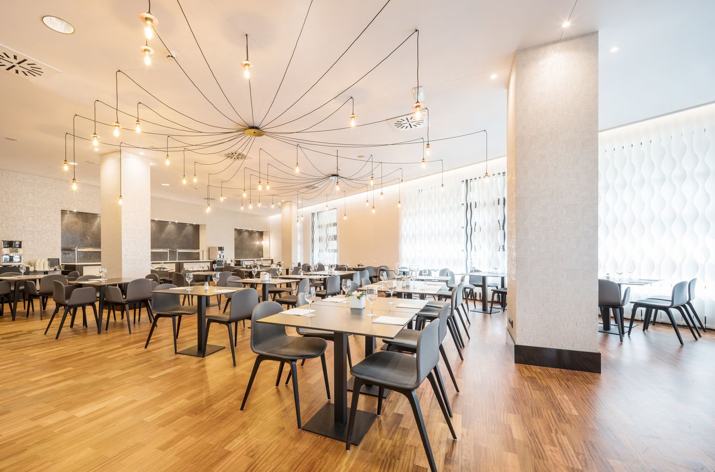 Ilunion-Pio-XII-Restaurant-26