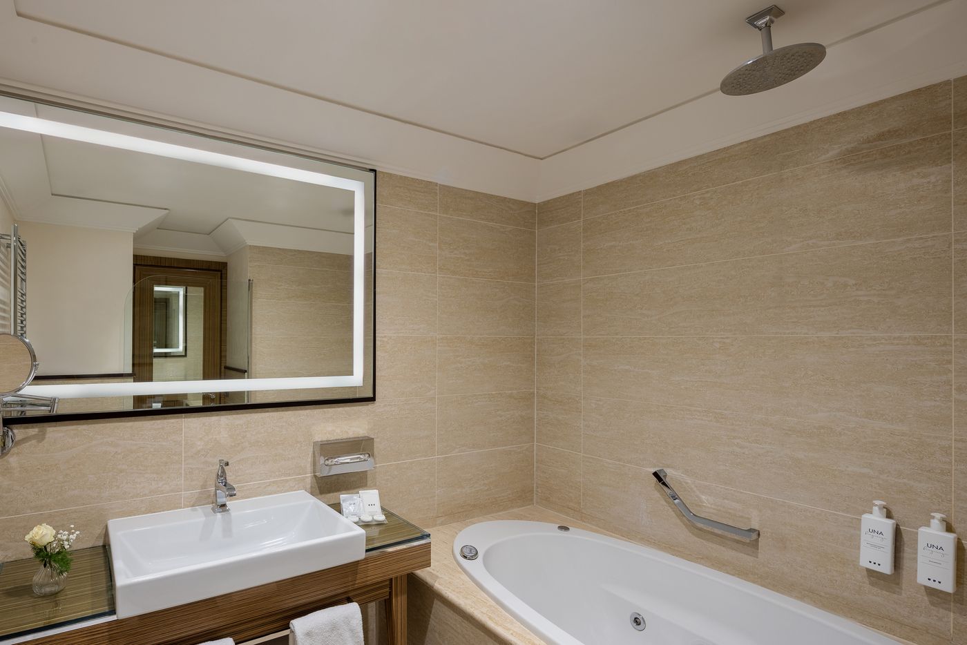 Unahotels-Deco-Roma-Room-24