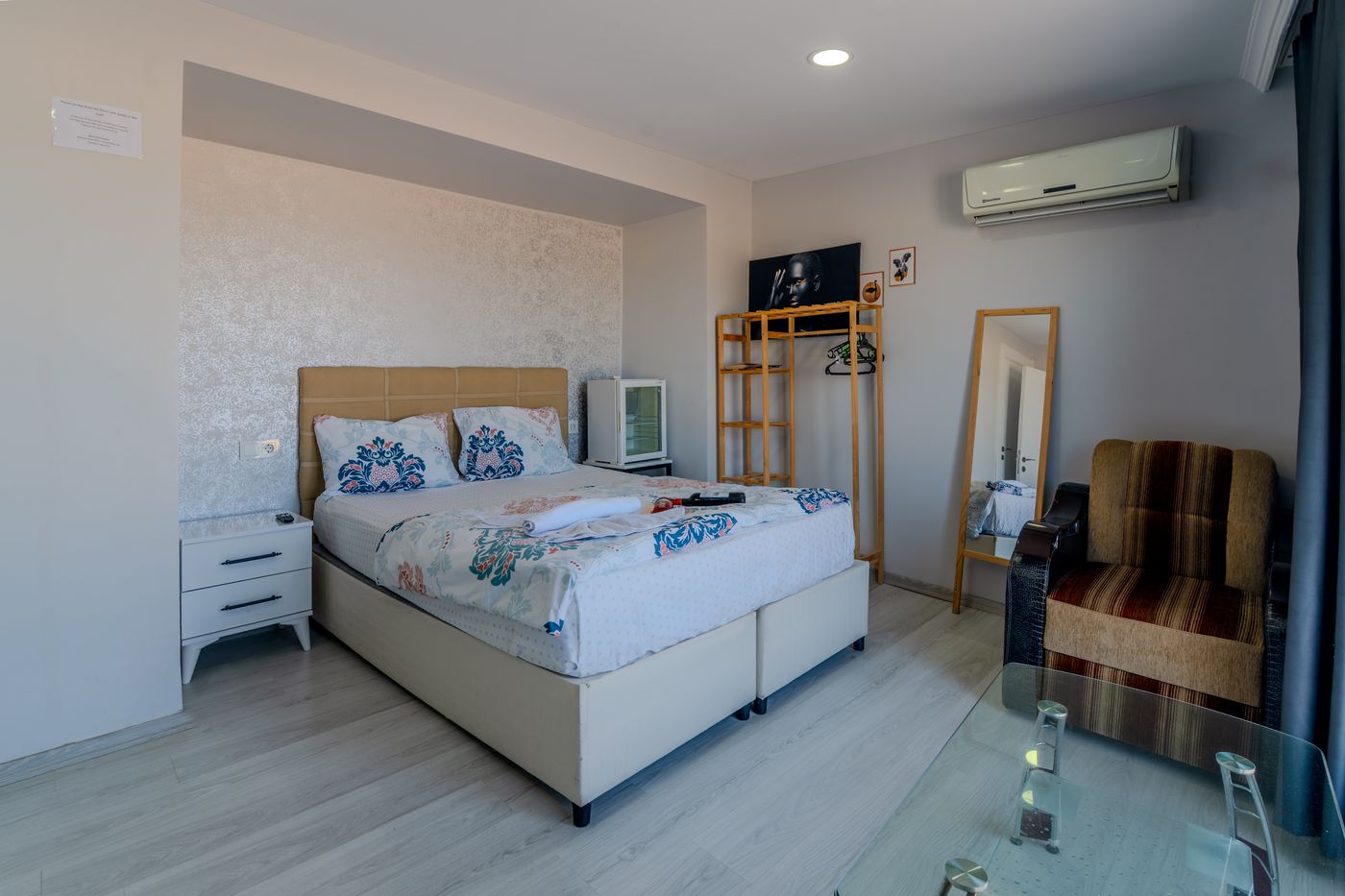 Airport-Black-Sea-Hotel---Restaurant-General-view-17