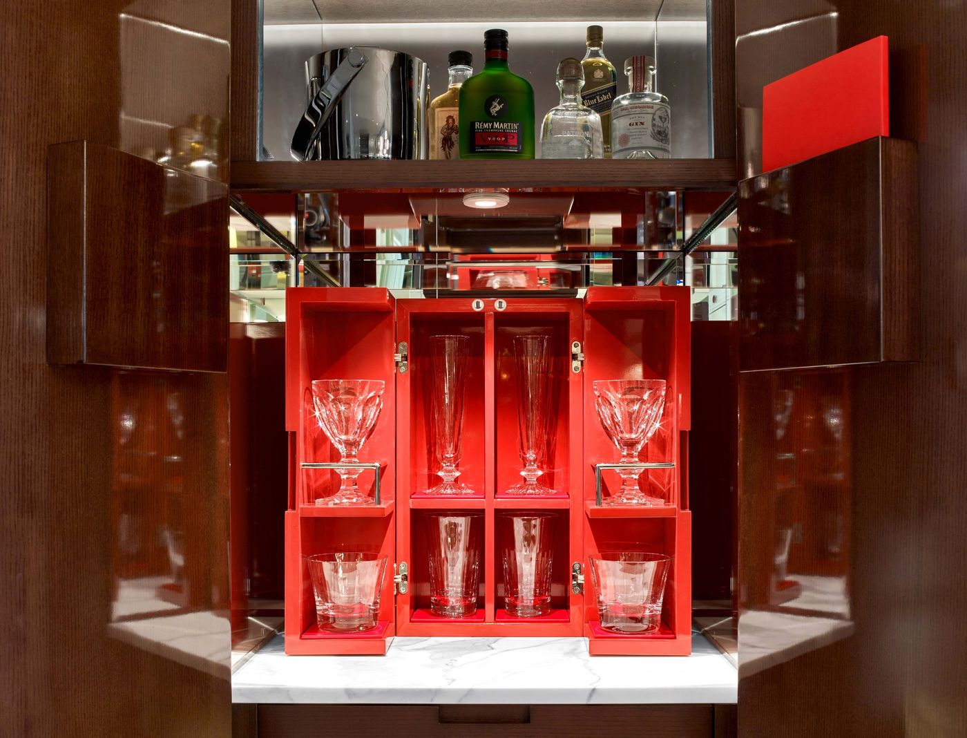 Baccarat-Hotel-and-Residences-New-York-Bar-9