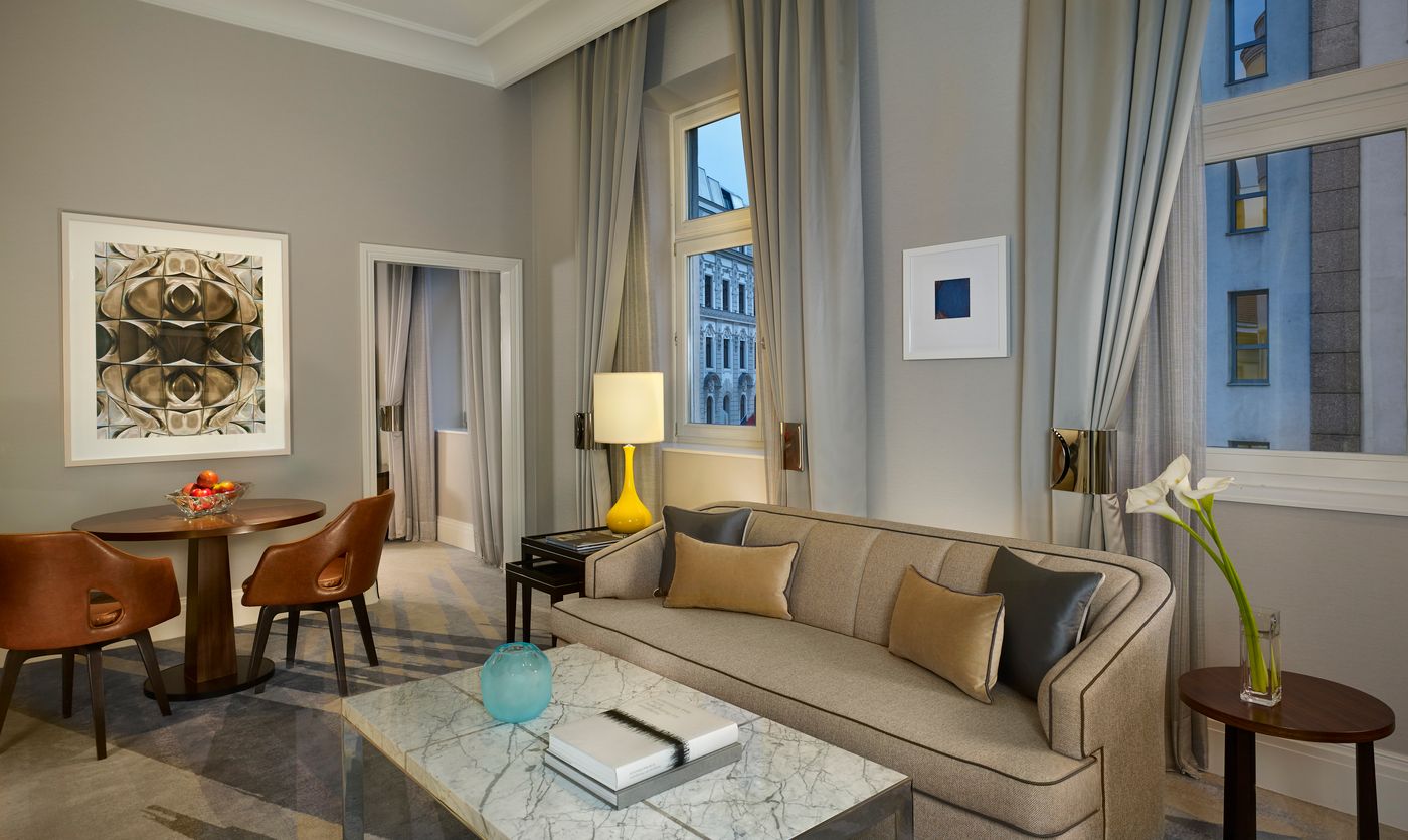 The-Ritz-Carlton--Budapest-Room-47