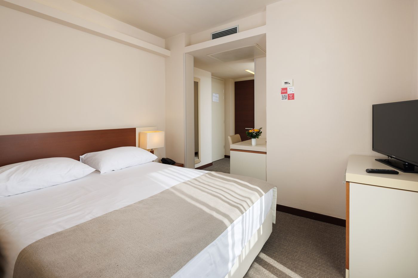Hotel-Albatros-Plava-Laguna-Room-17