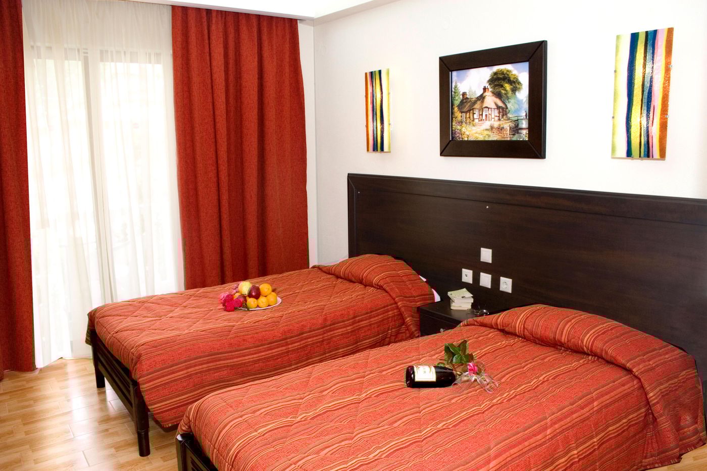 Paradise-Apartments-And-Studios-Room-29