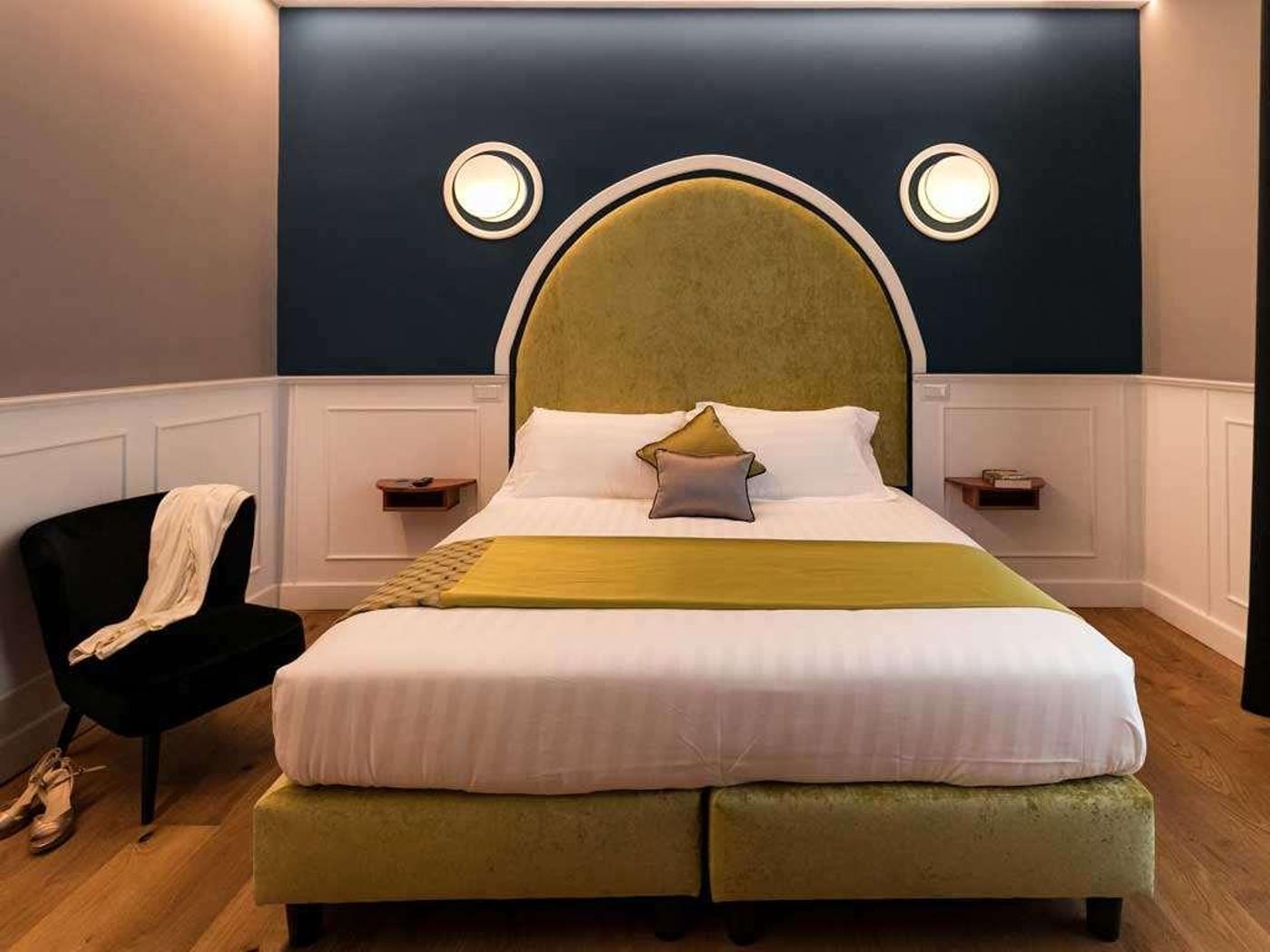 JB-Luxury-Relais-Room-2