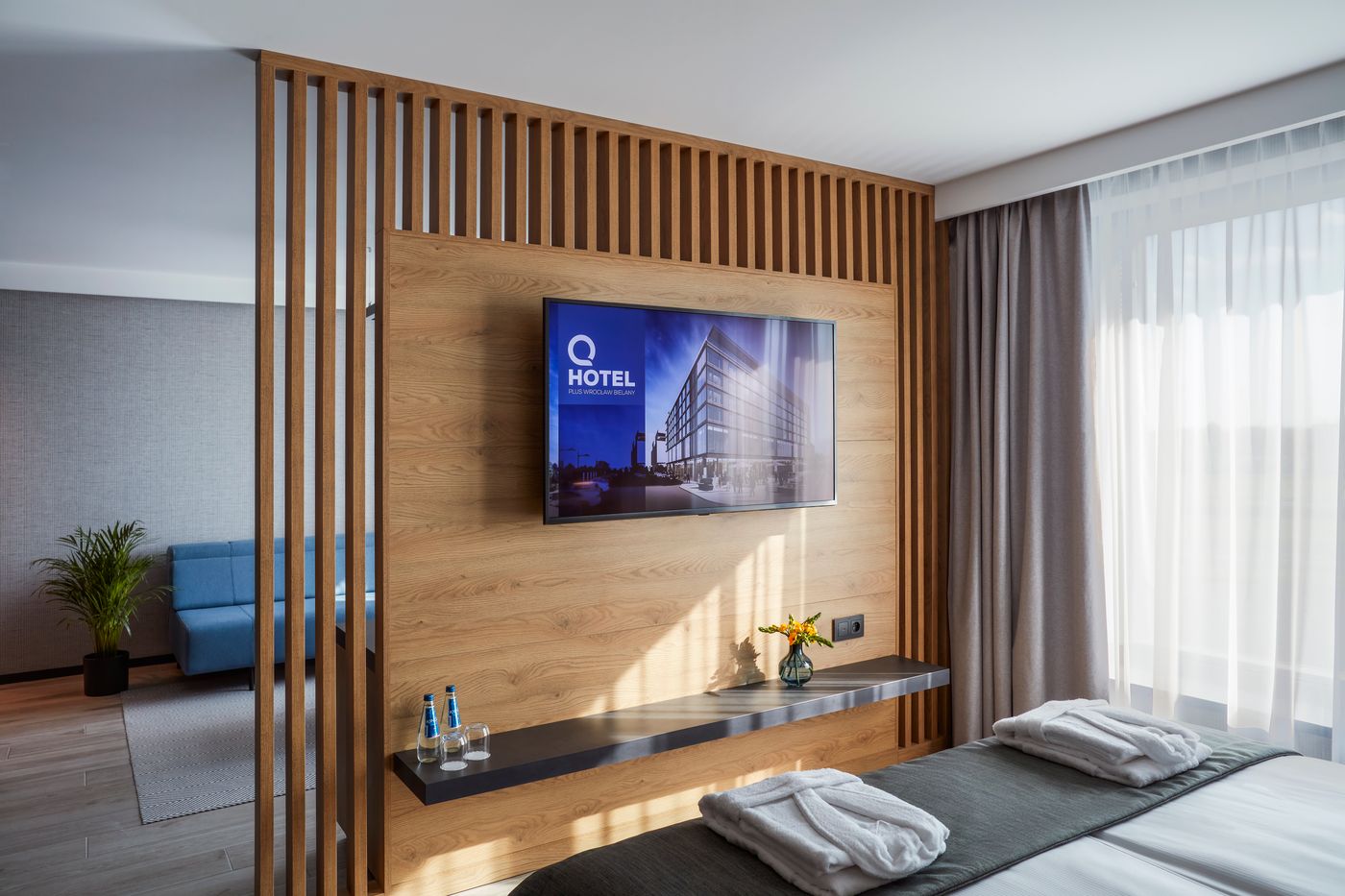 Q Hotel Plus Wroclaw Bielany-Poland-Bielany Wrocławskie-Room-5