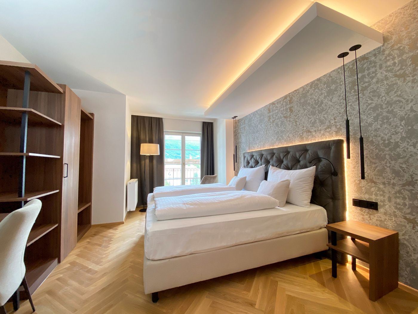 Hotel Schwarzer Adler Innsbruck-Austria-INNSBRUCK-Room-6