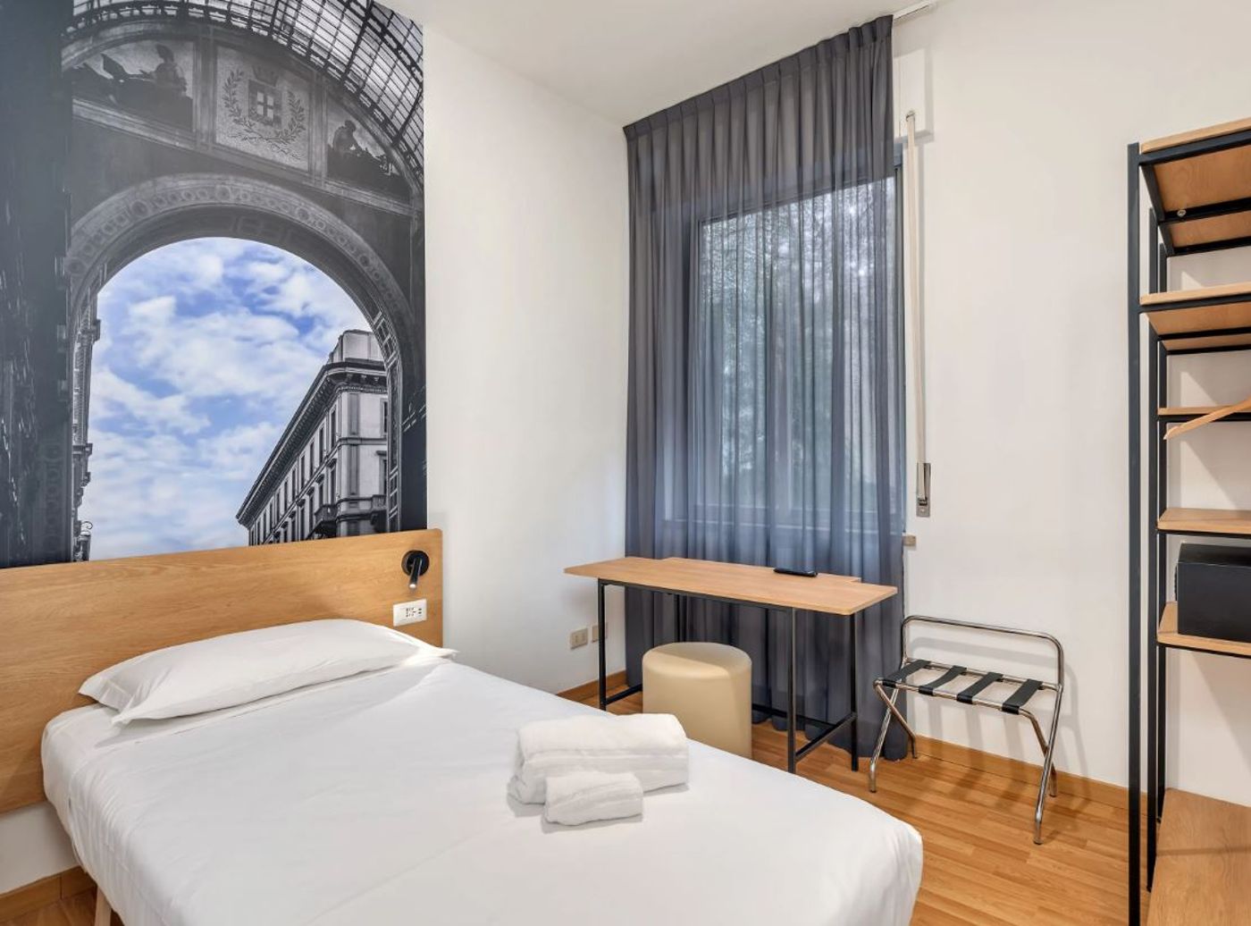 B-B-Hotel-Milano-Ornato-Room-11