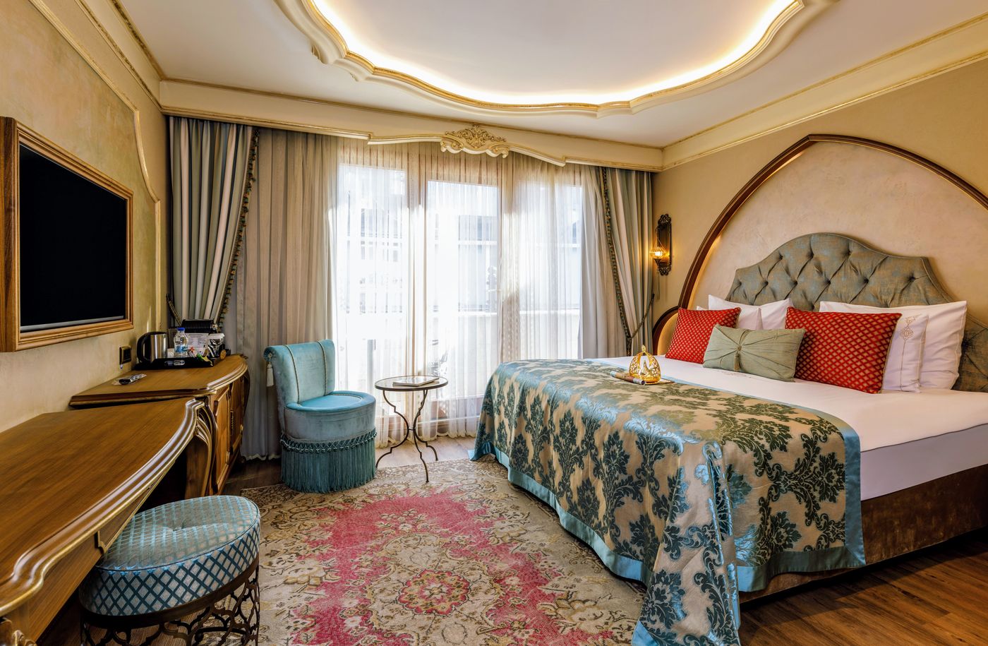 Romance-Istanbul-Hotel-Room-20