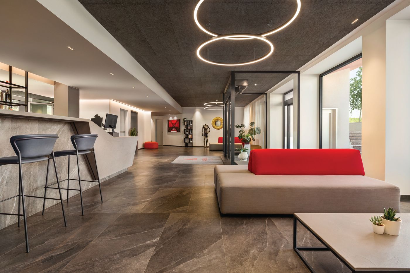 Amedia-Hotel-Mailand-a-Trademark-by-Wyndham-Lobby-2