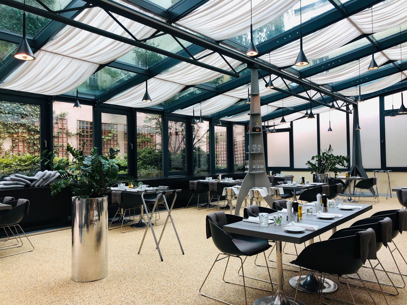 Grandium-Hotel-Prague-General-view-13