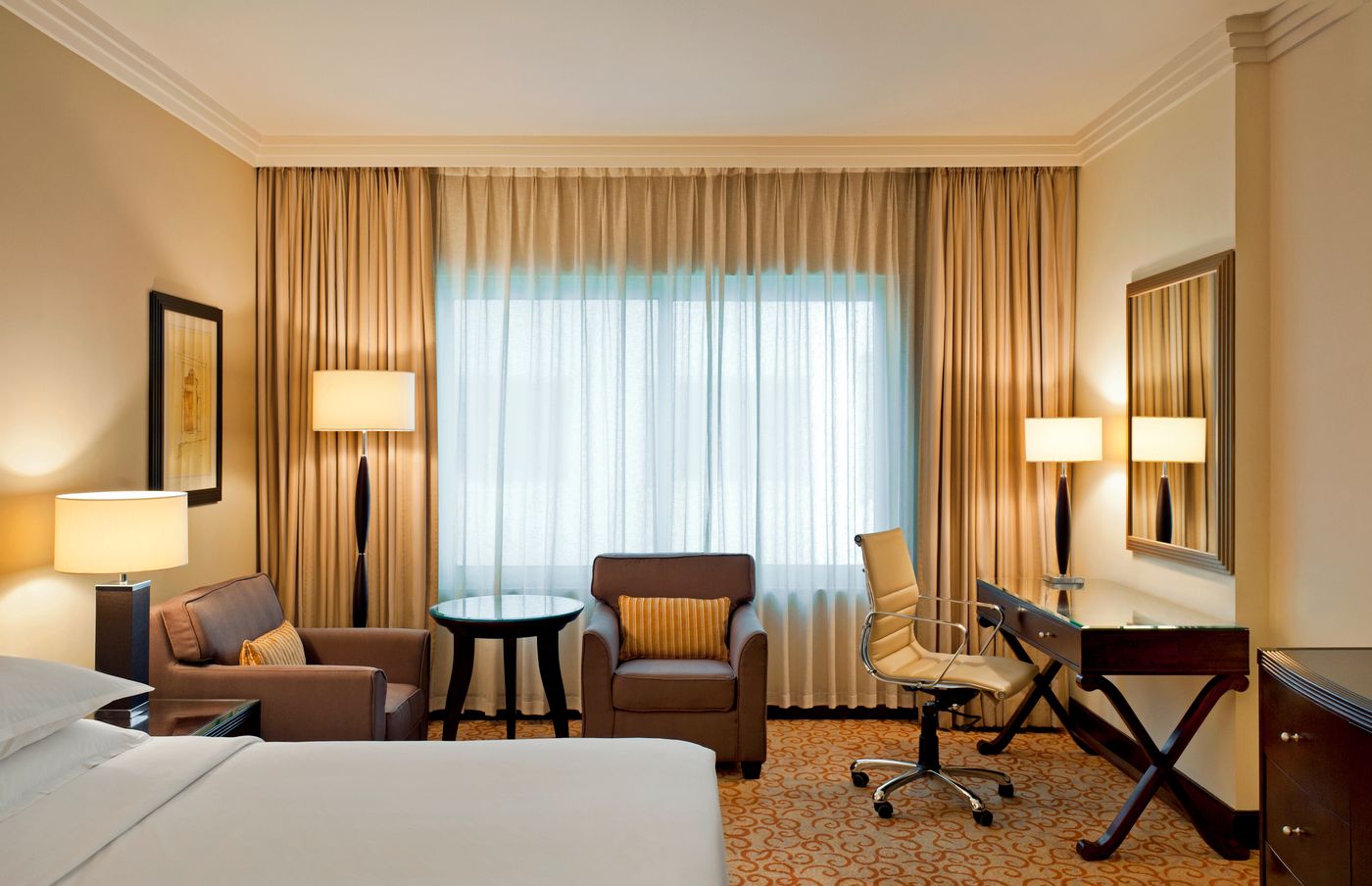 Grand-Excelsior-Deira-Hotel-Room-14