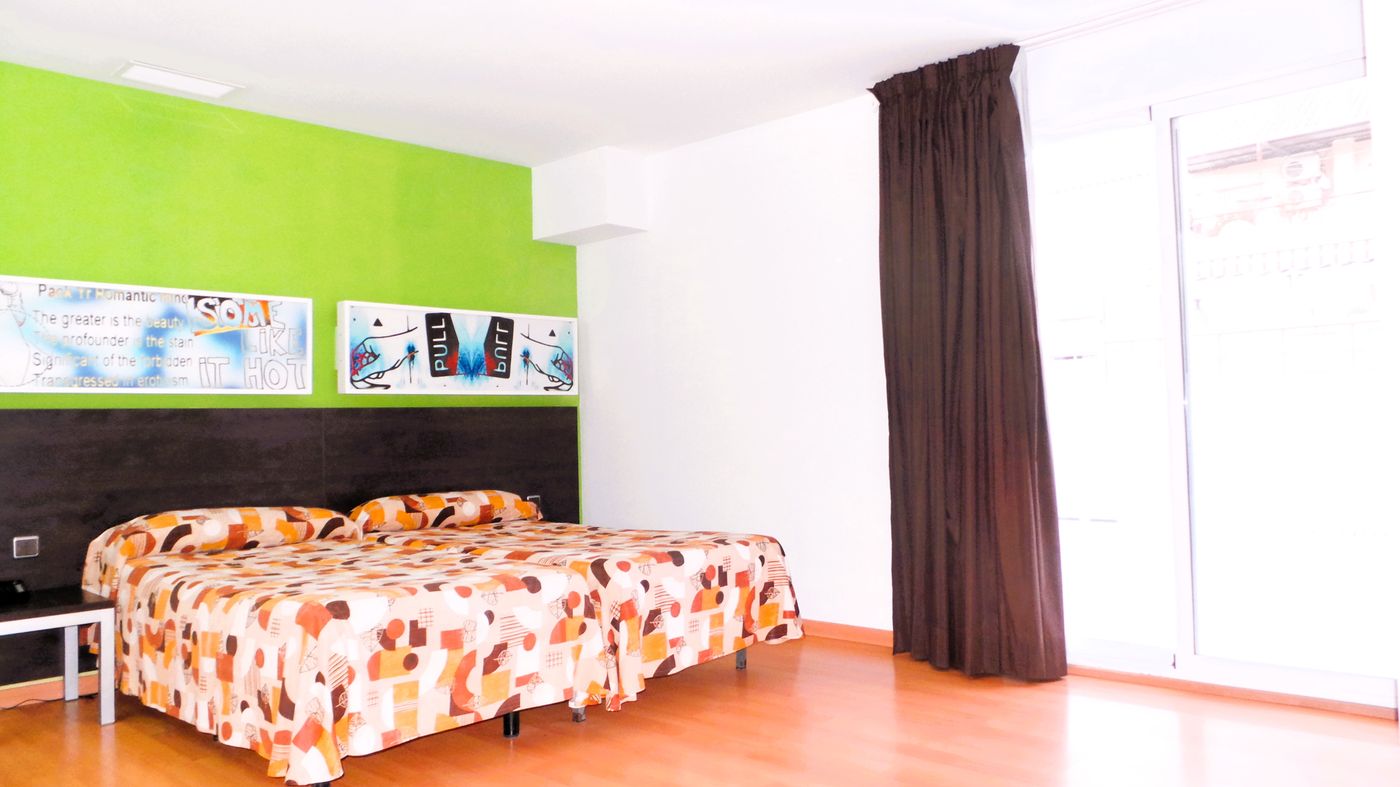 Sol-y-Sombra-Room-28