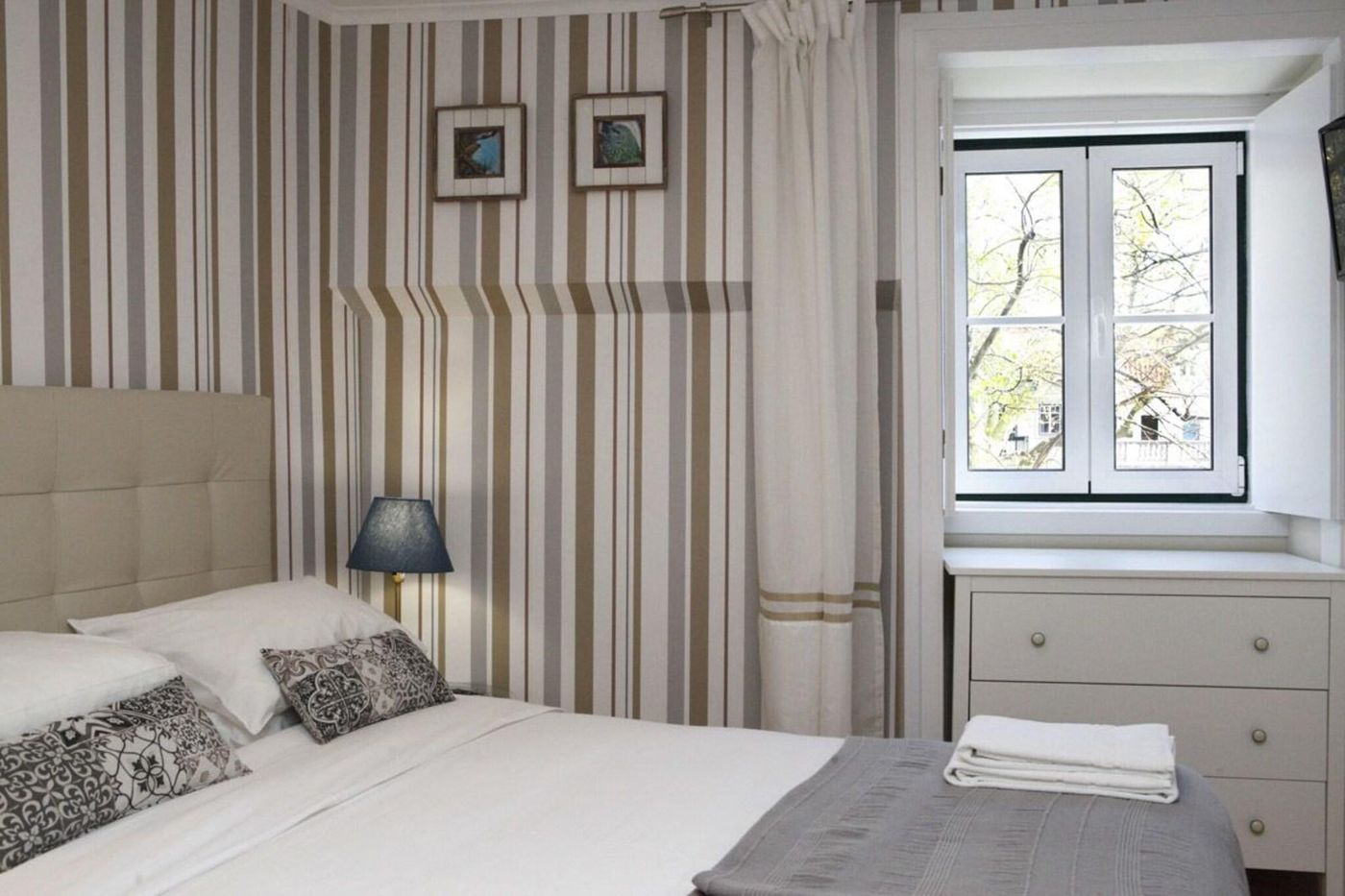 Flores-Guest-House-Room-41