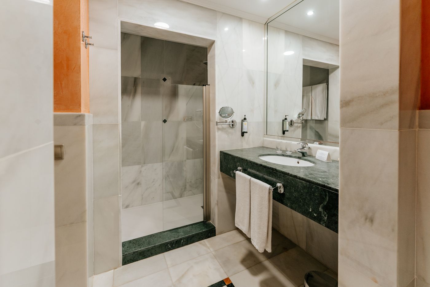 R2-Rio-Calma-Hotel-Room-36