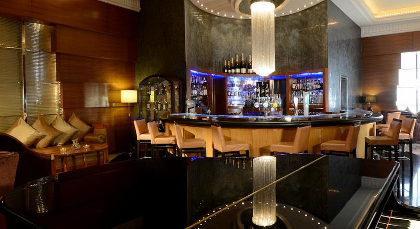 Grand-Millenium-Hotel-Bar-20