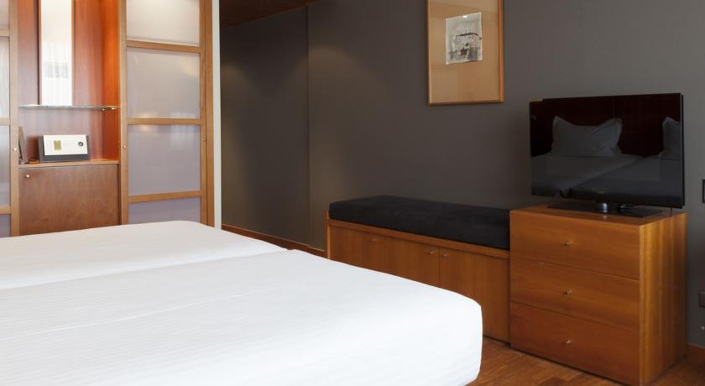 AC-Malaga-Palacio-Room-34