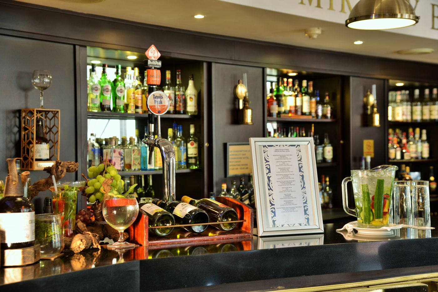 The-Commodore-Bar-21