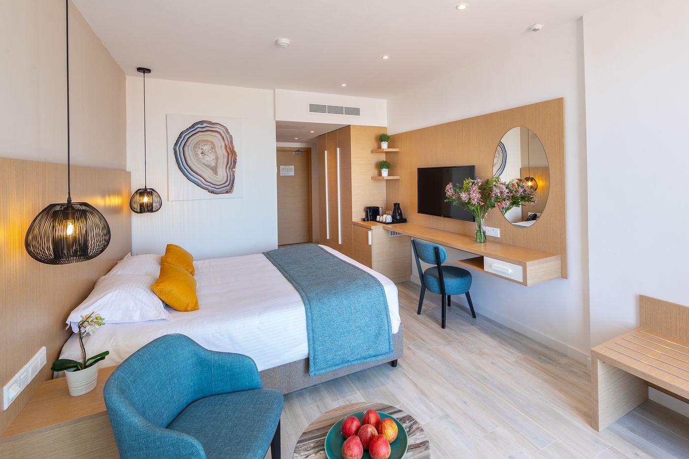 Leonardo Crystal Cove Hotel & Spa – by the sea - Adult Only