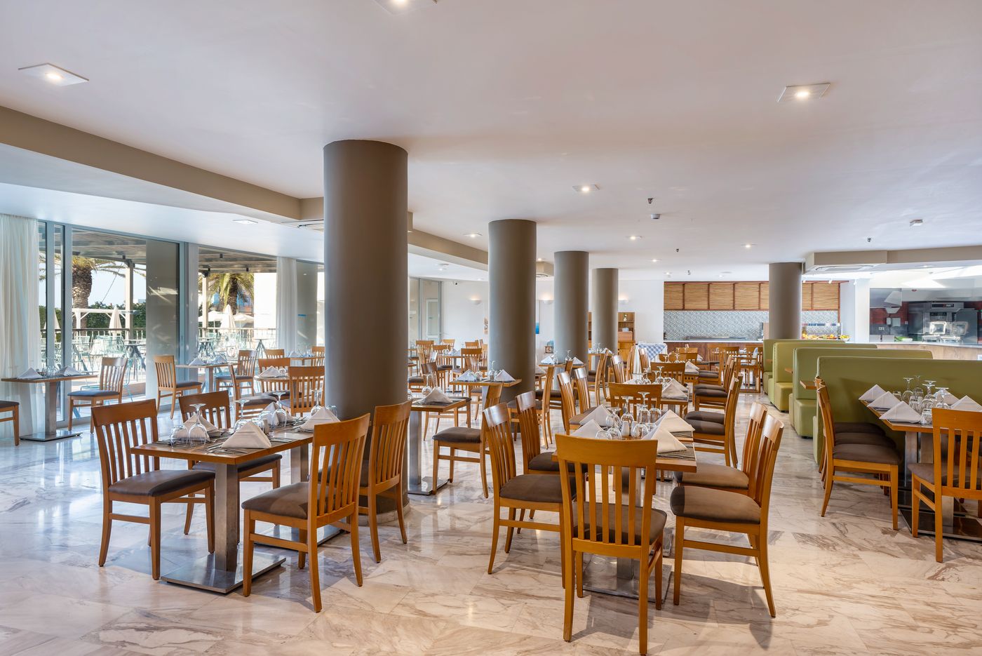 Minos-Hotel-Restaurant-46