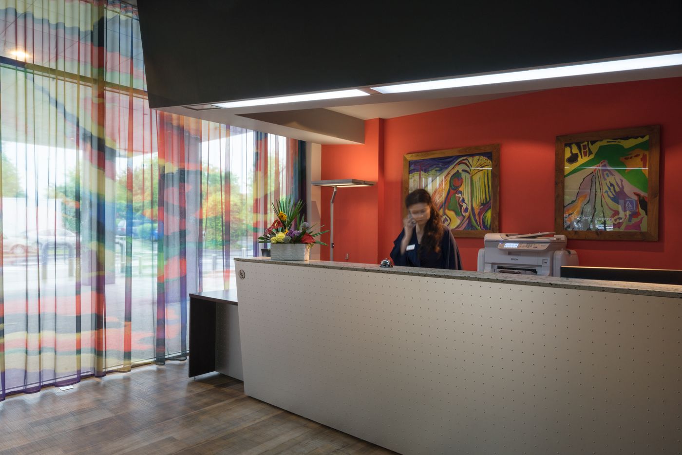 Inter-Hotel-Torcy-Lobby-9