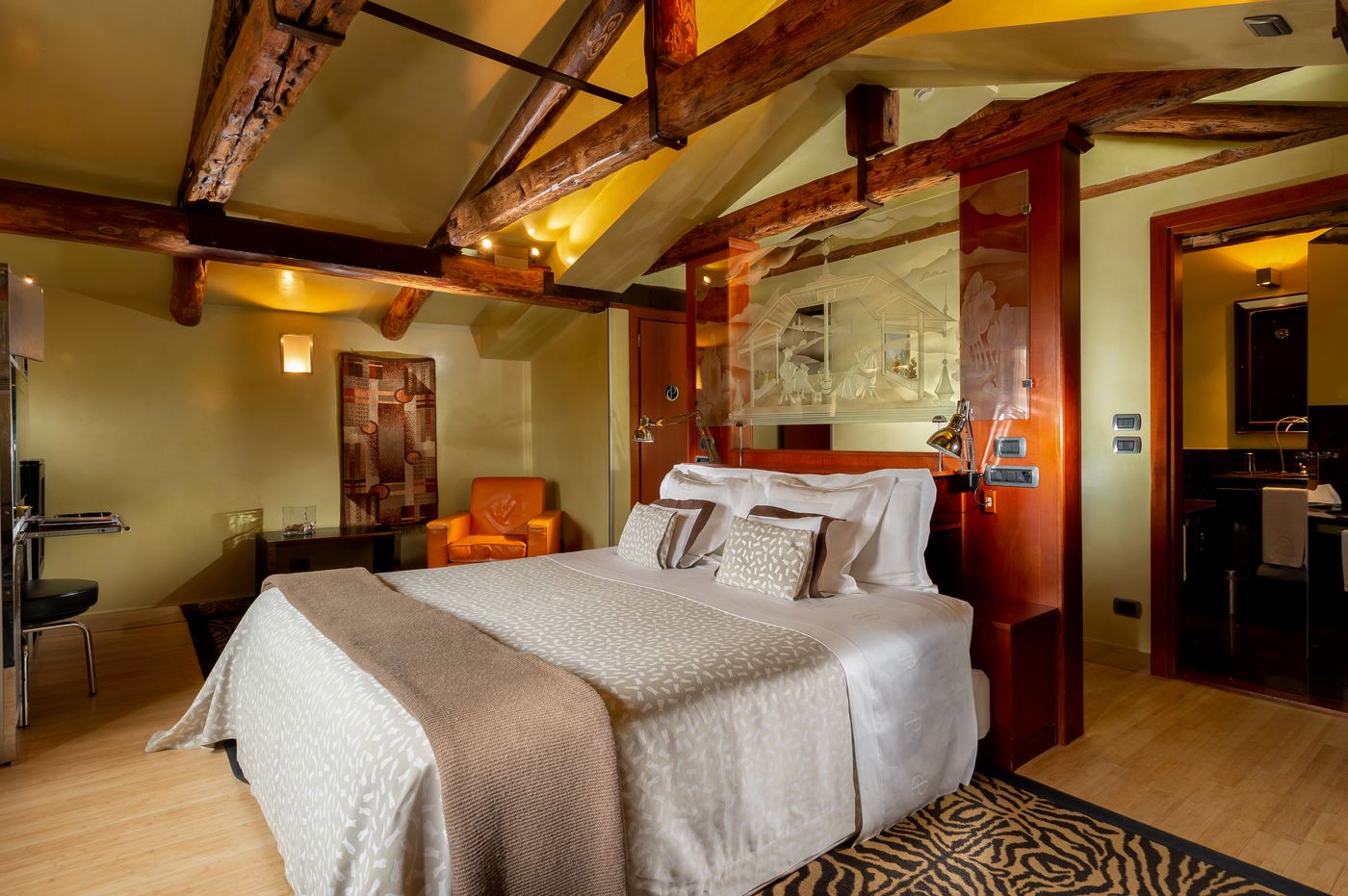 Ca--Pisani-Hotel-Room-28