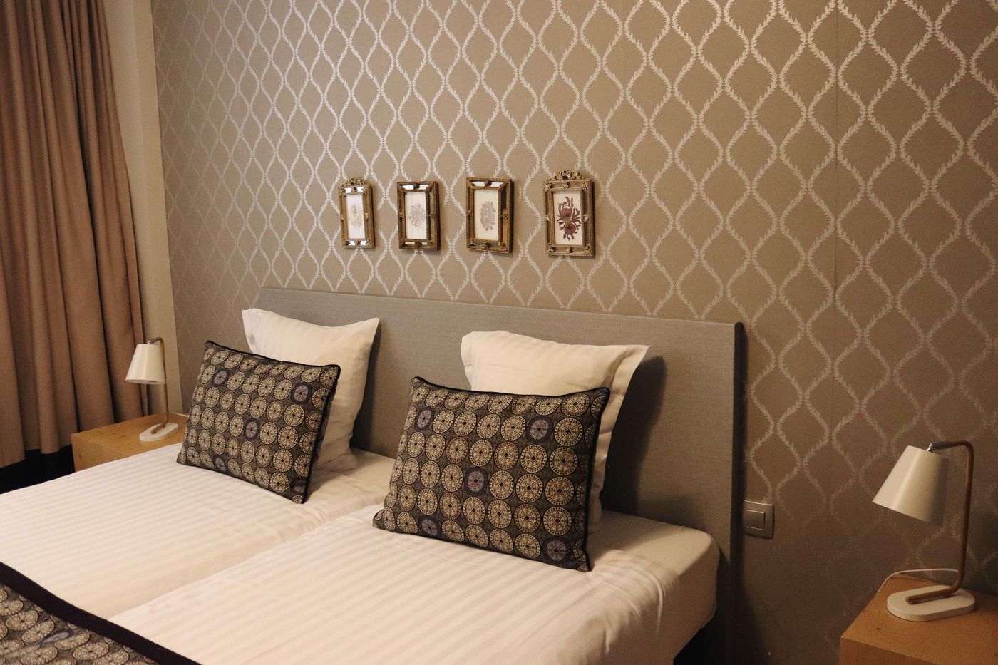 Floris-Arlequin-Grand-Place-Room-25