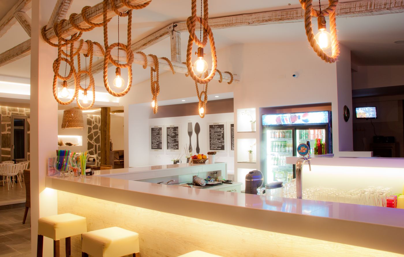 Malibu-Boutique-Bar-49