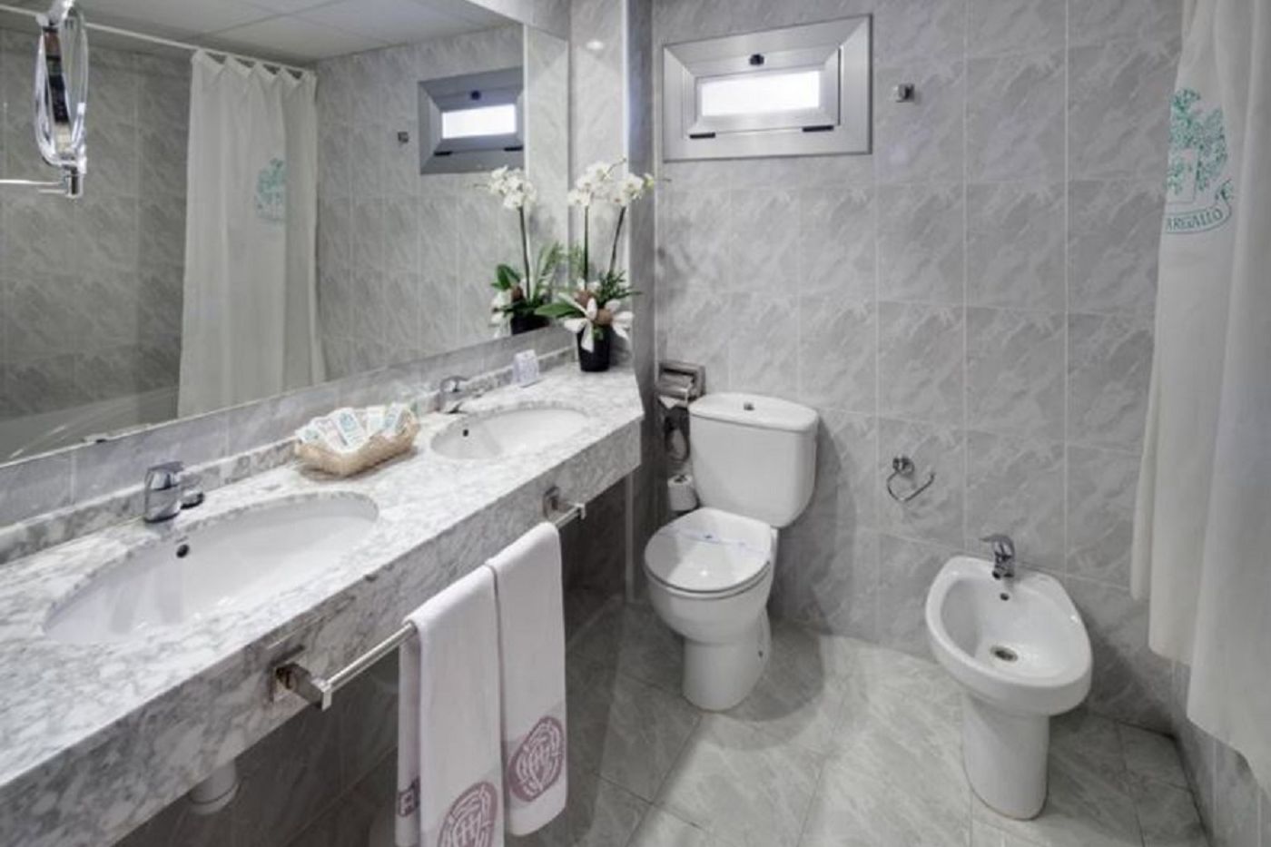 Gaudi-Room-17