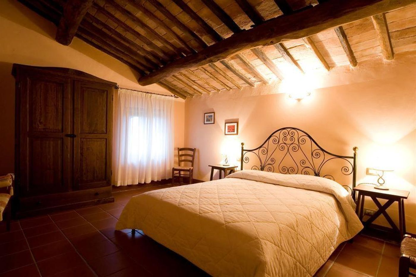 Antico-Borgo-Poggiarello-General-view-10