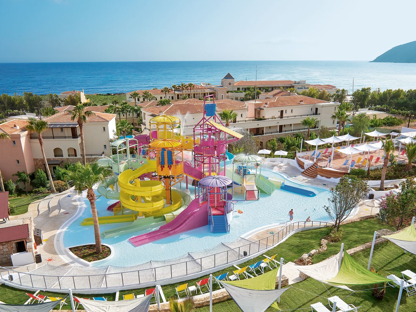 Grecotel-Marine-Palace---Aqua-Park-Sports-and-Entertainment-18
