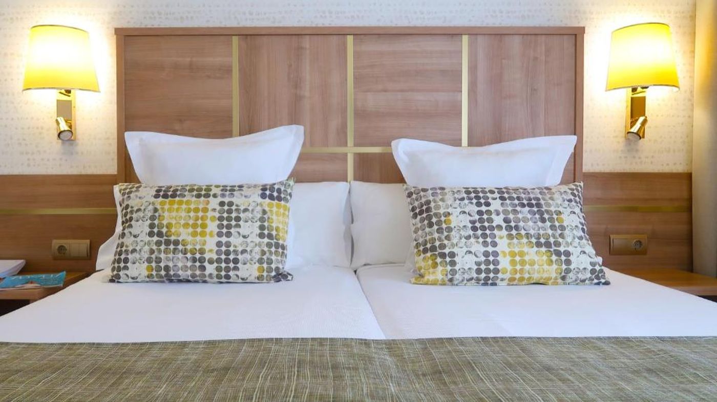 Sumus-Hotel-Stella---Spa---Adults-Recommended-Room-31