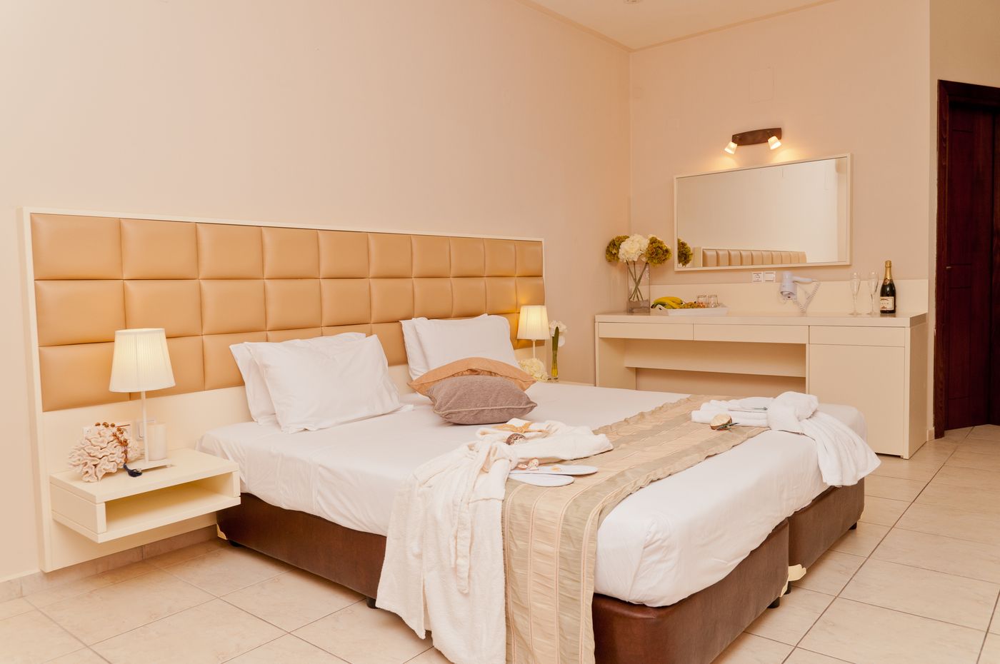 St--Constantin-Hotel-Room-32