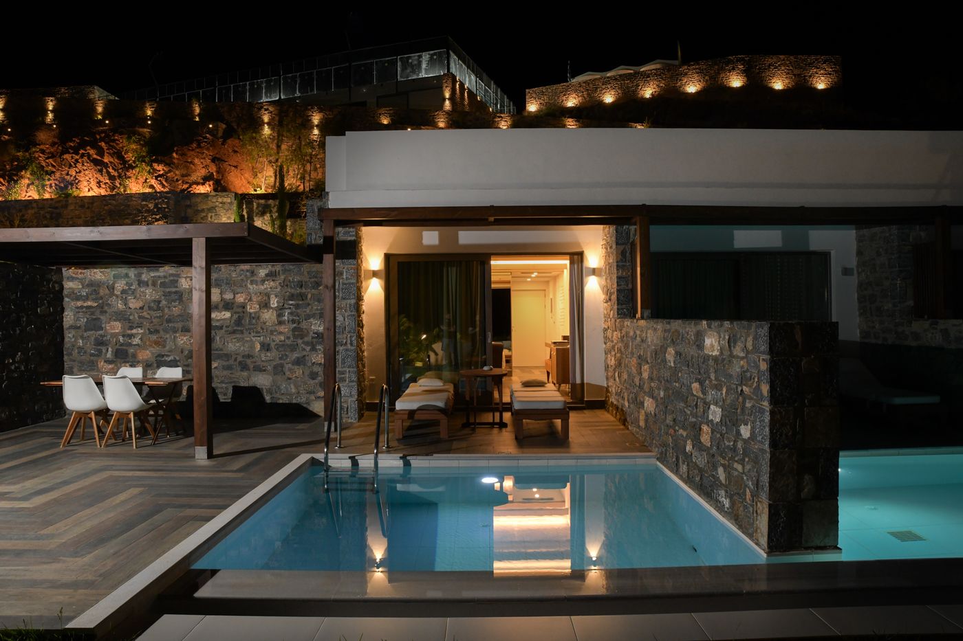 Royal Marmin - Adult Only