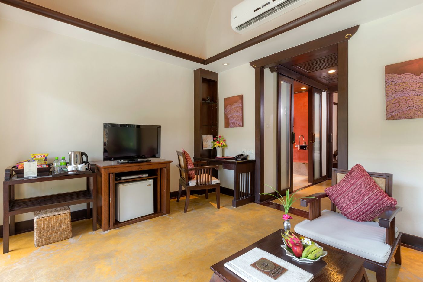 Village-Resort---Spa-Room-35