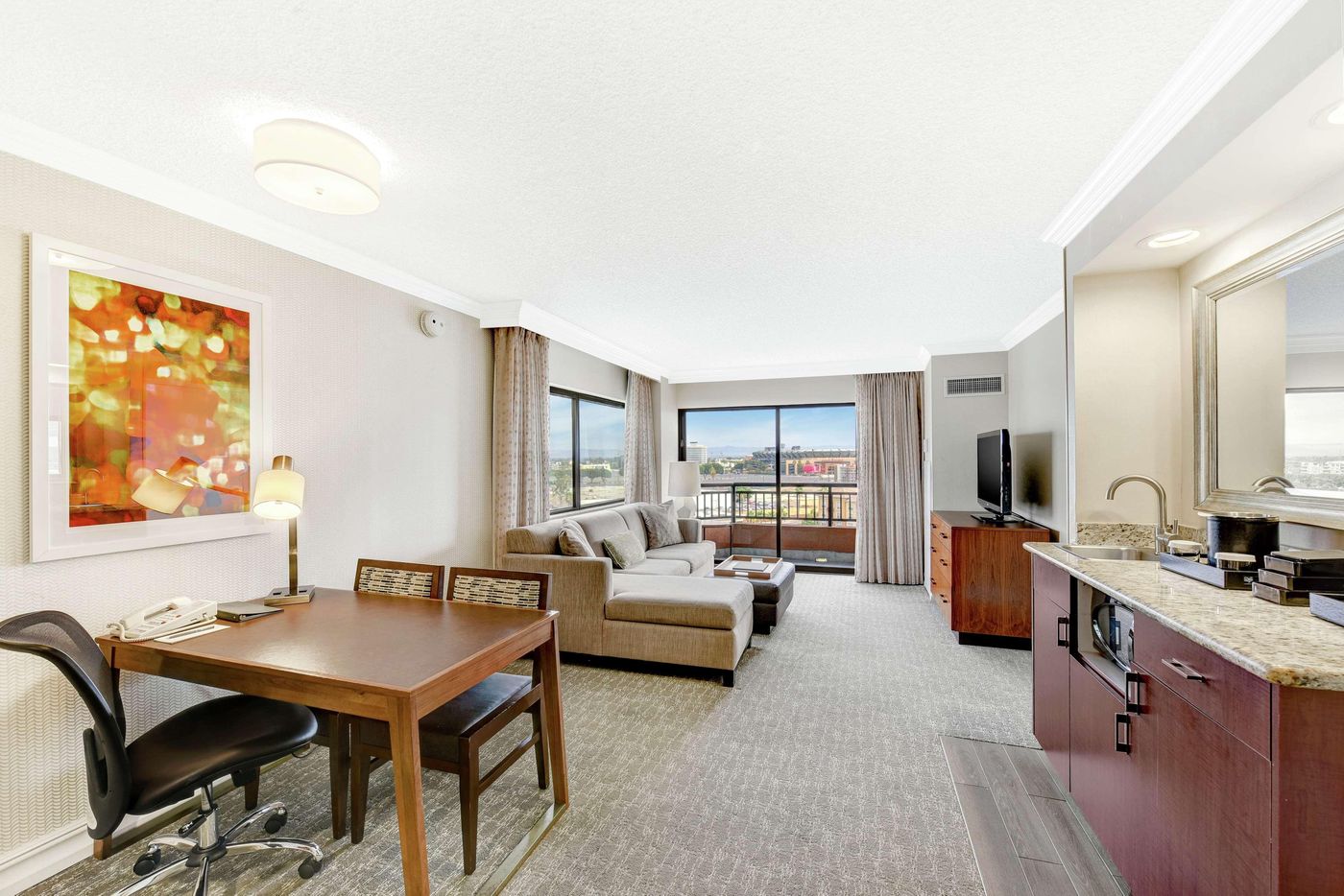 Embassy-Suites-by-Hilton-Anaheim-Orange-Room-32