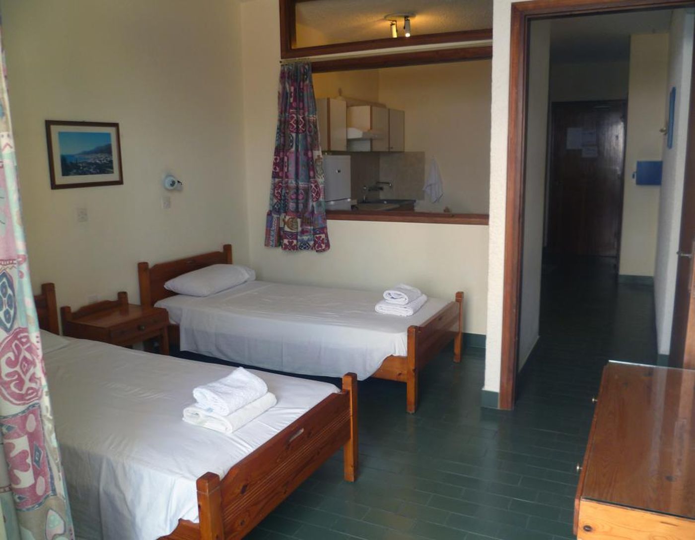 Mamouzelos Apartments