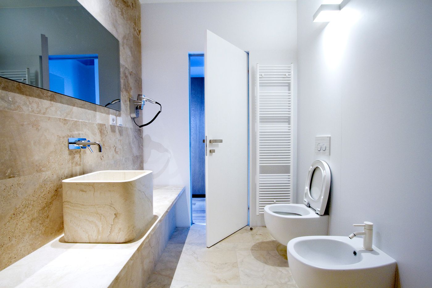 Golden-Crown-Room-27