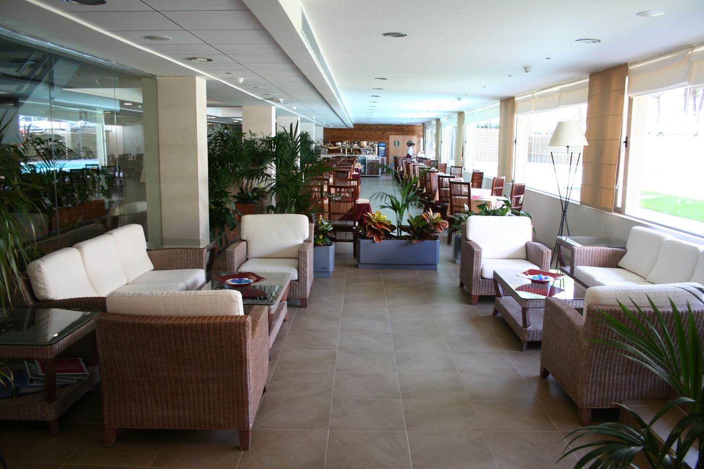 Vime-Islantilla-Lobby-17