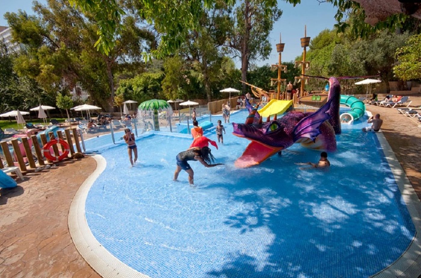 Beach Club Font de Sa Cala