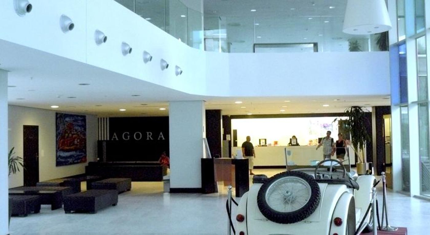 Agora Hotel