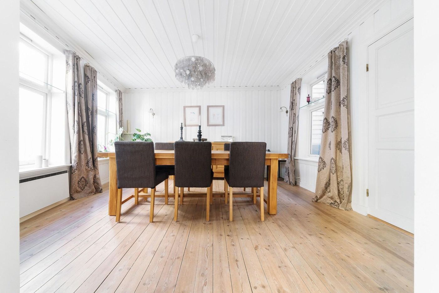 To Sostre Guesthouse-Norway-BERGEN-Lobby-9