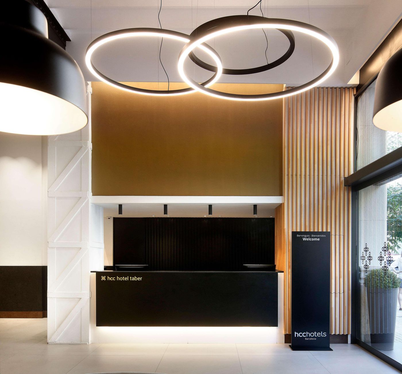 HCC Taber-Spain-Barcelona-Lobby-7