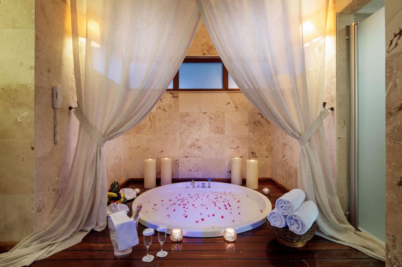 Papillon-Ayscha-Hotel-Room-106