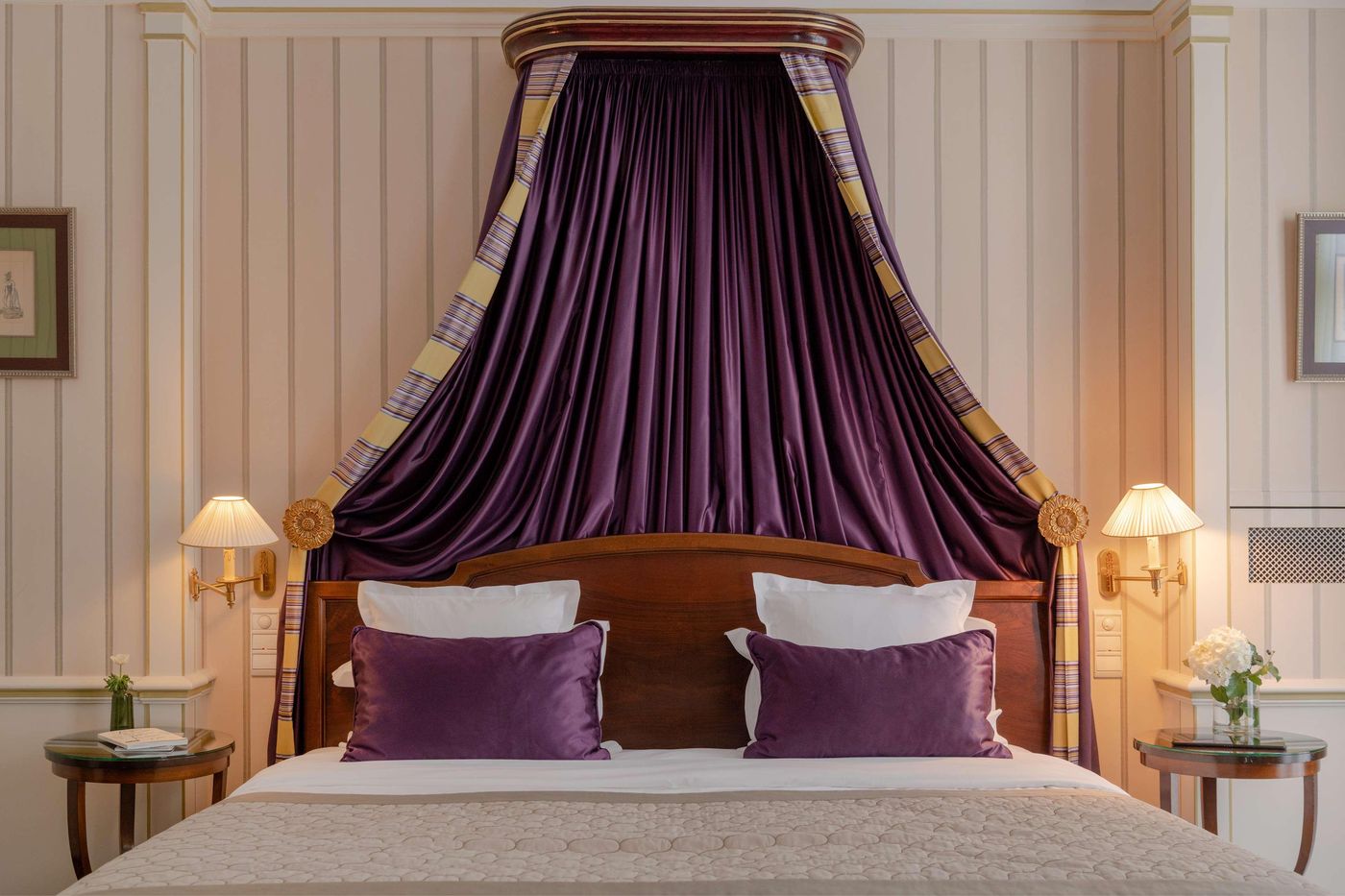 H----tel-Napol----on-Paris-Room-70